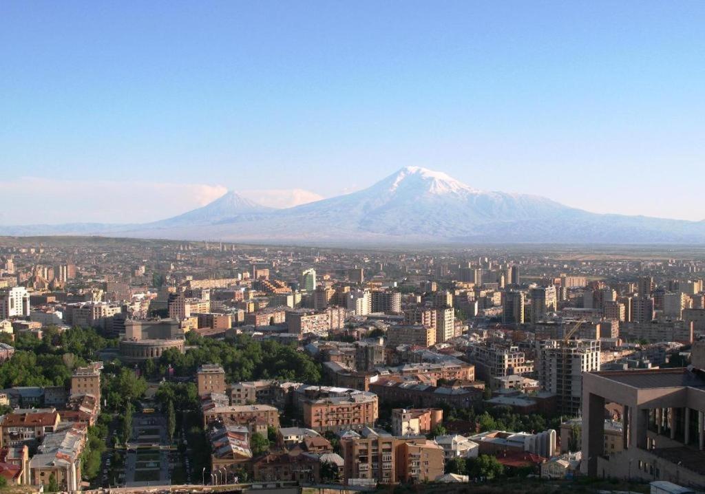 Apartment On Sayat Nova 33 Yerevan Exterior photo