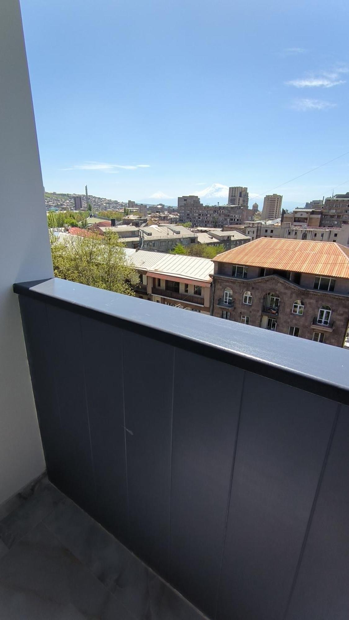 Apartment On Sayat Nova 33 Yerevan Exterior photo